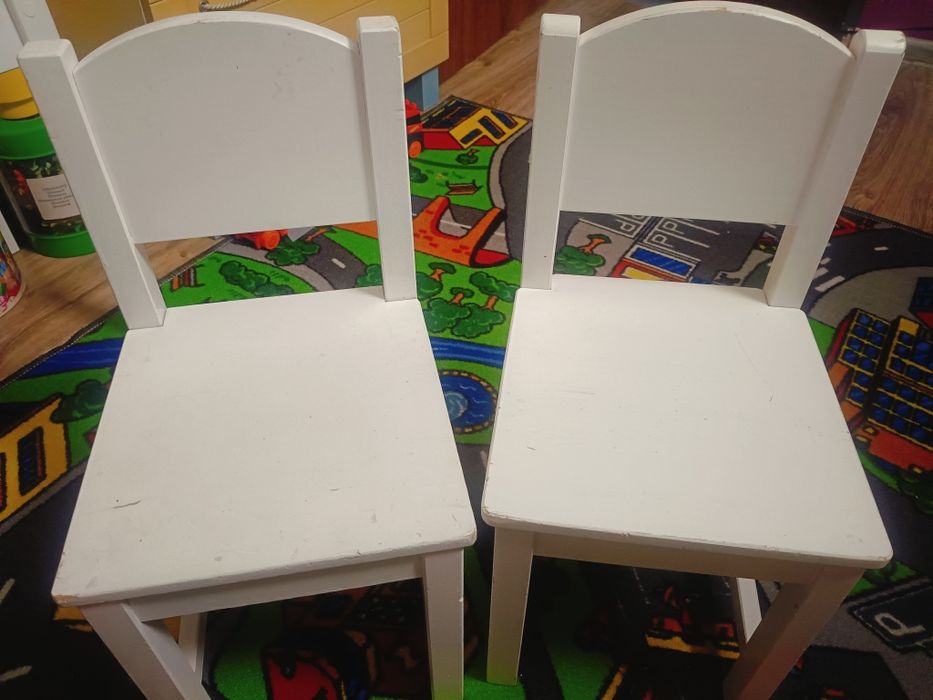 Stolik Ikea Sundvik plus krzeselka