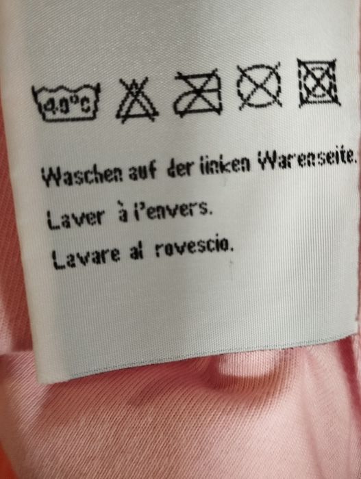 Продам вітровку для дівчинки на трикотажі з низу  рост. 116