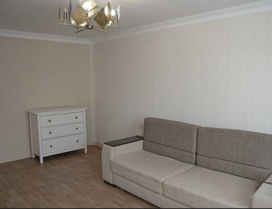 2-к квартира , Райдужний