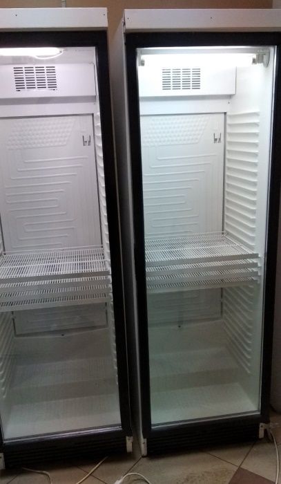 Холодильні шафи (б/в)