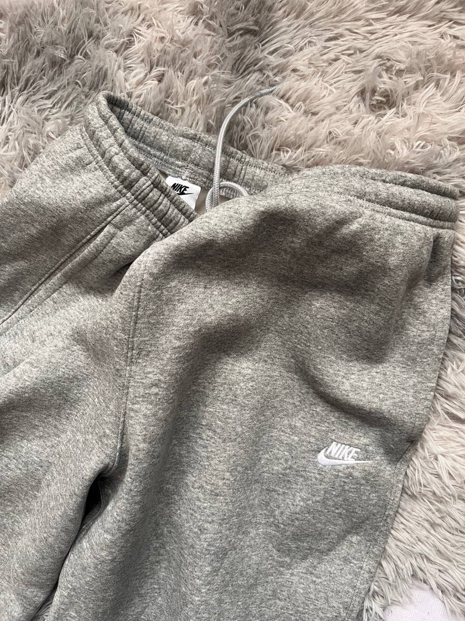 Штаны Nike Широкие