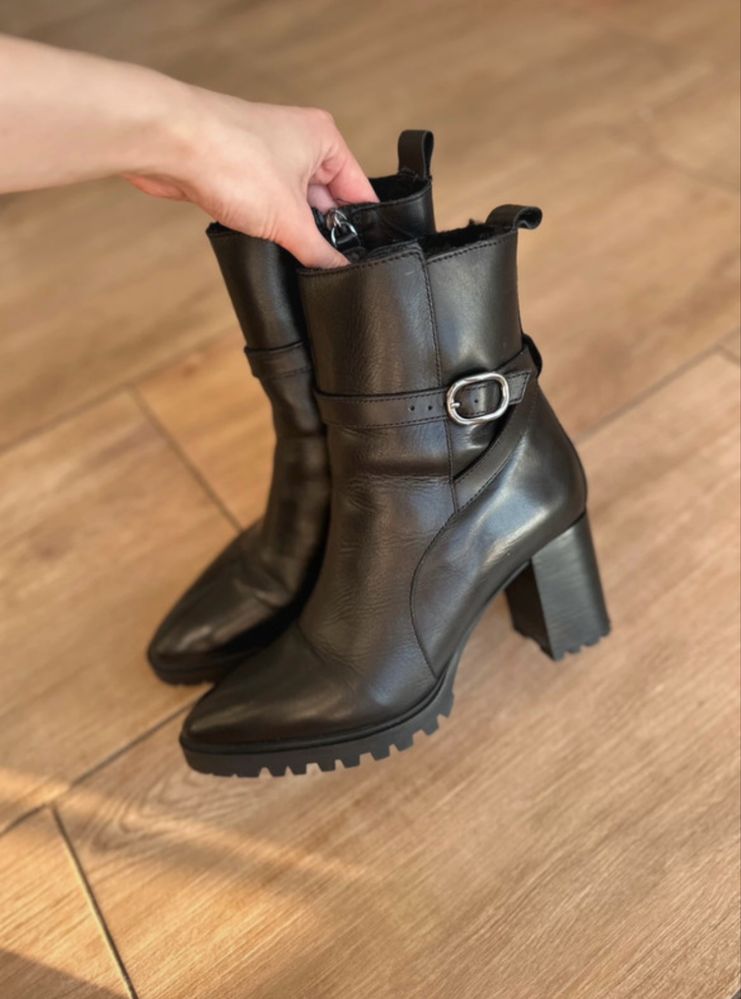 Damskie Kozaki Massimo Dutti
