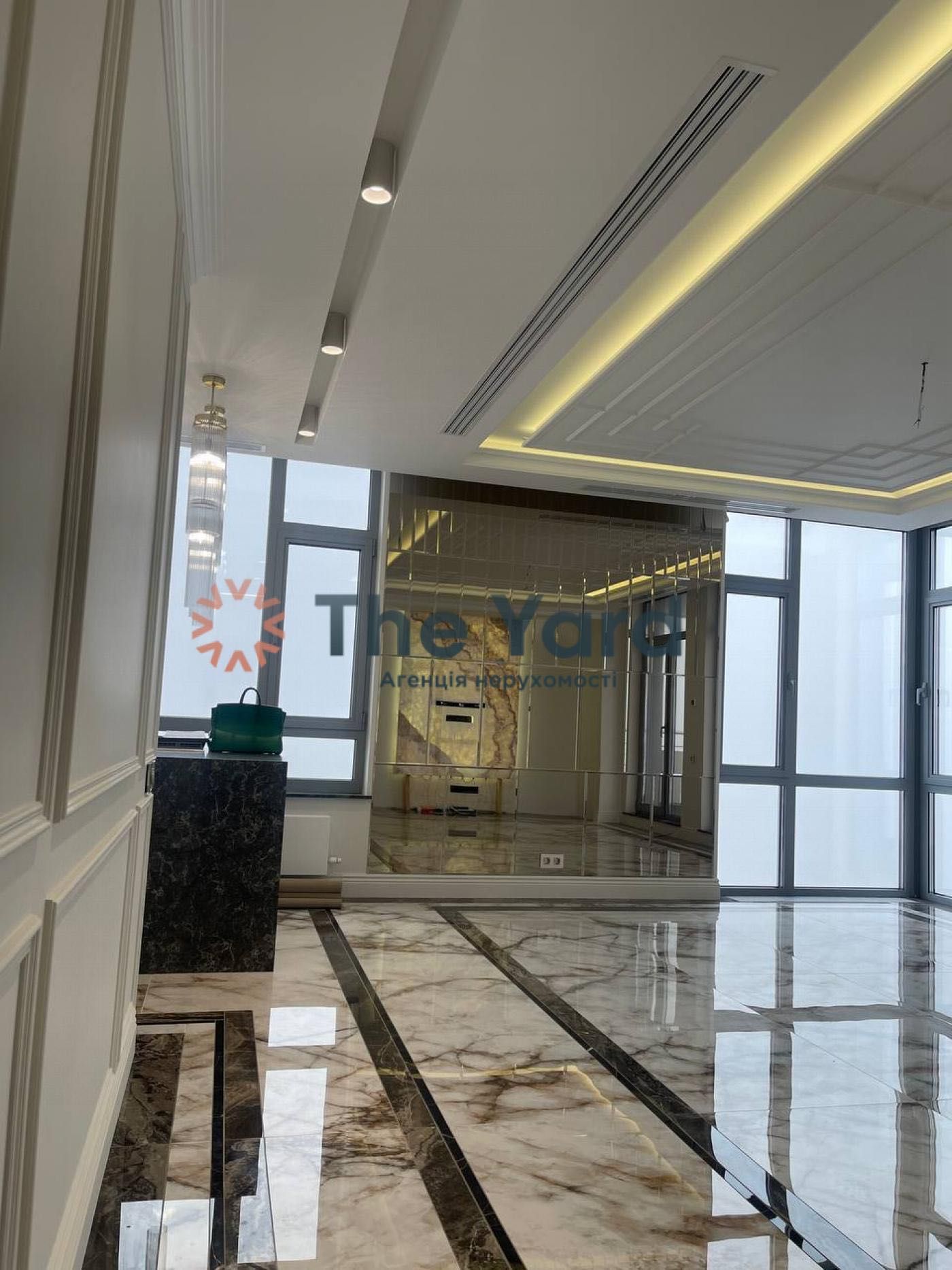 Продаж 4к квартири в ЖК "Central Park"