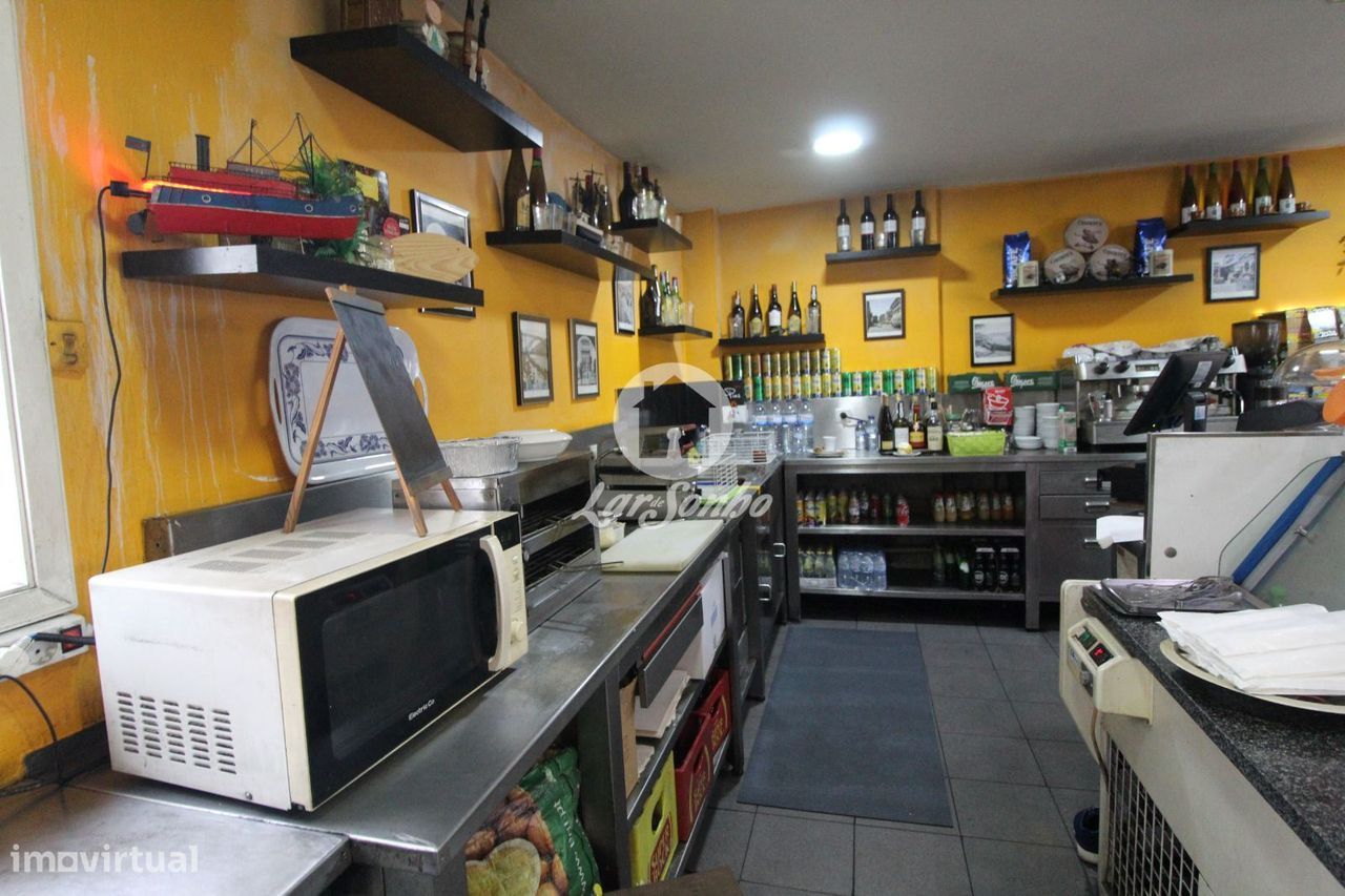 Café/Snack-bar em Rio Tinto (centro) - Trespasse