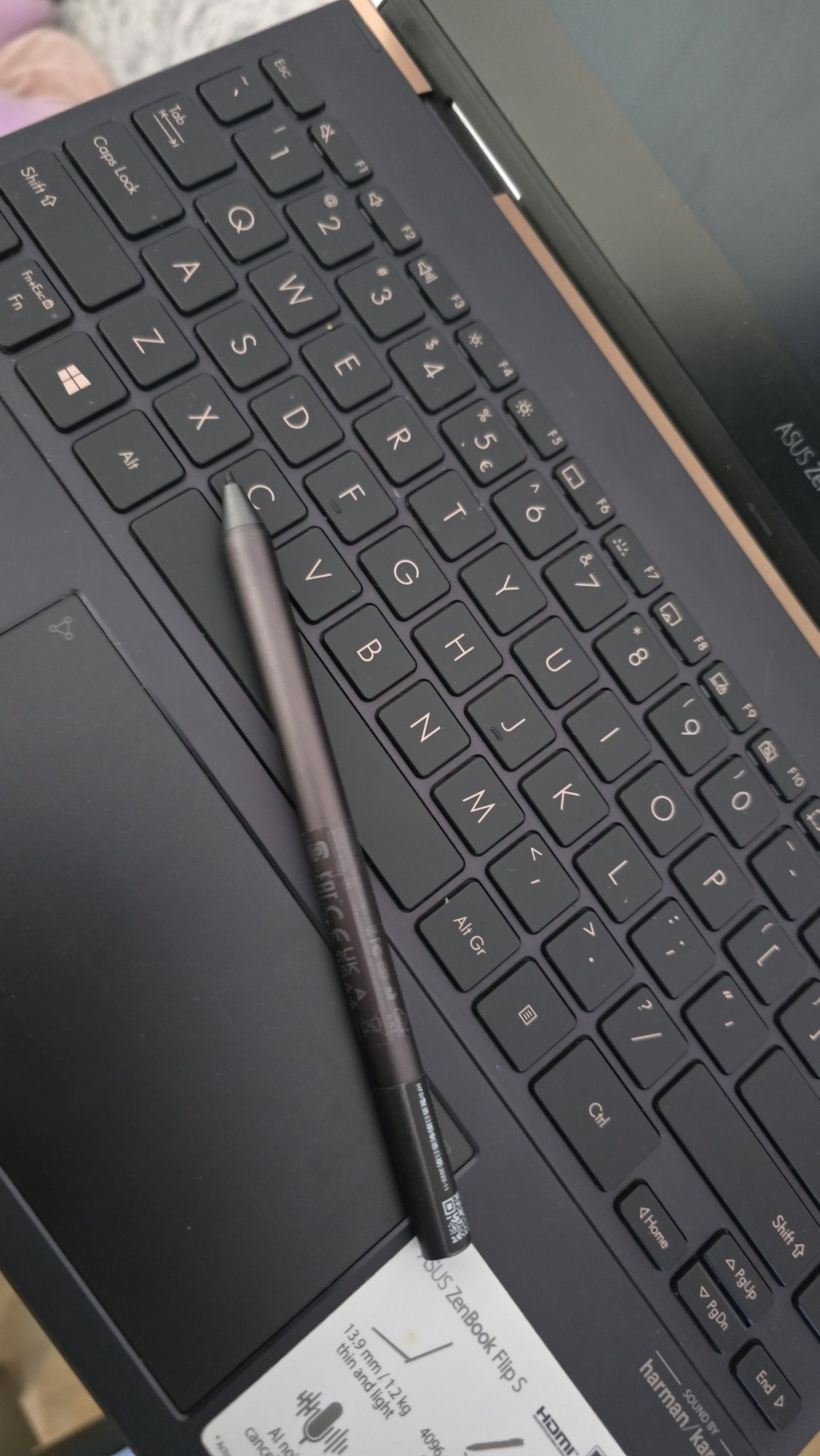 Asus ZenBook Flip S UX371E – Prawie Nowy, Idealny Stan!