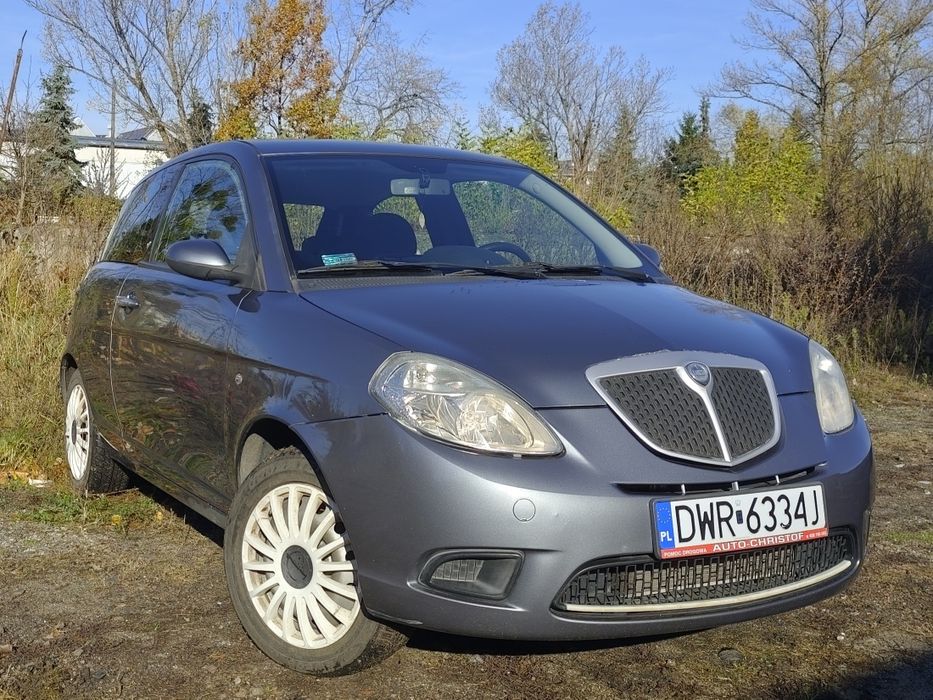 Lancia Ypsilon 2009, Sprawna klima, opłaty na rok.