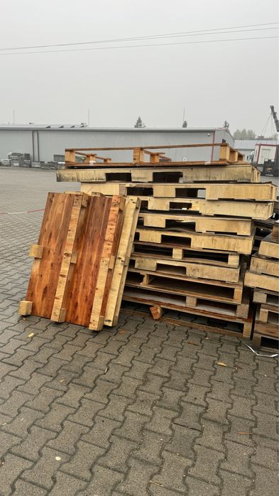 Palety drewno opałowe oddam za darmo palety do odbioru Chełm Śląski