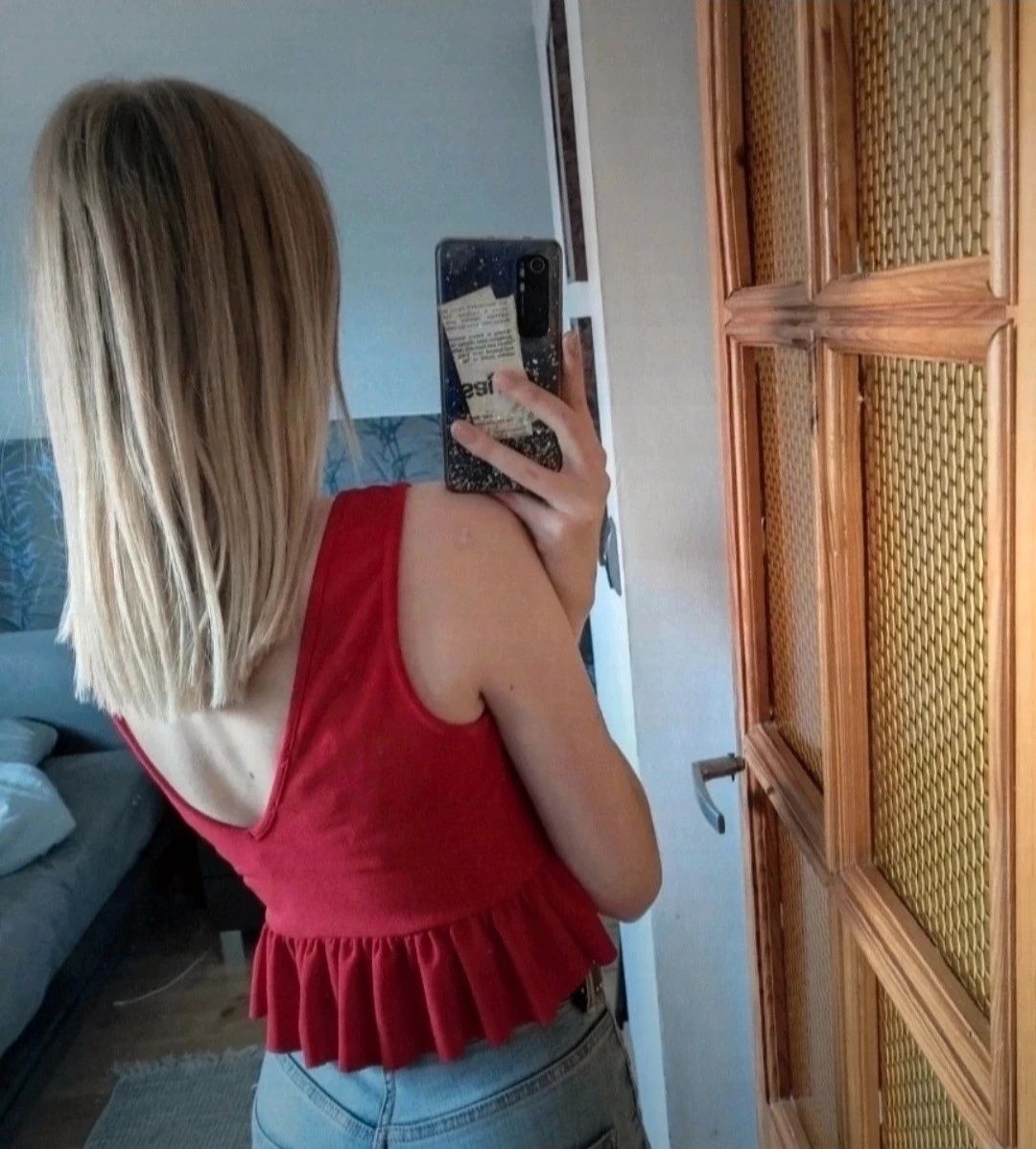 Nowy top new look czerwony walentynki elegancki baskinka falbanka XS S