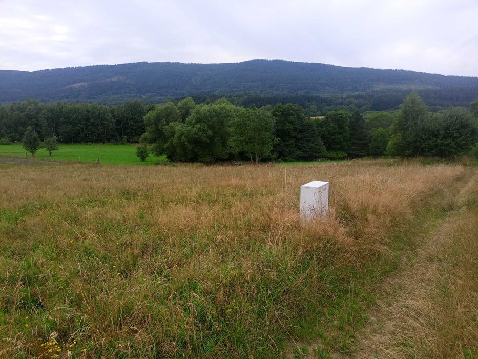 Działki budowlane z dostępem do mediów w górach na sprzedaż z widokiem
