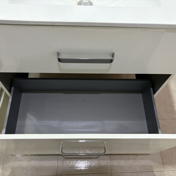 Movel de Casa de Banho com Torneira