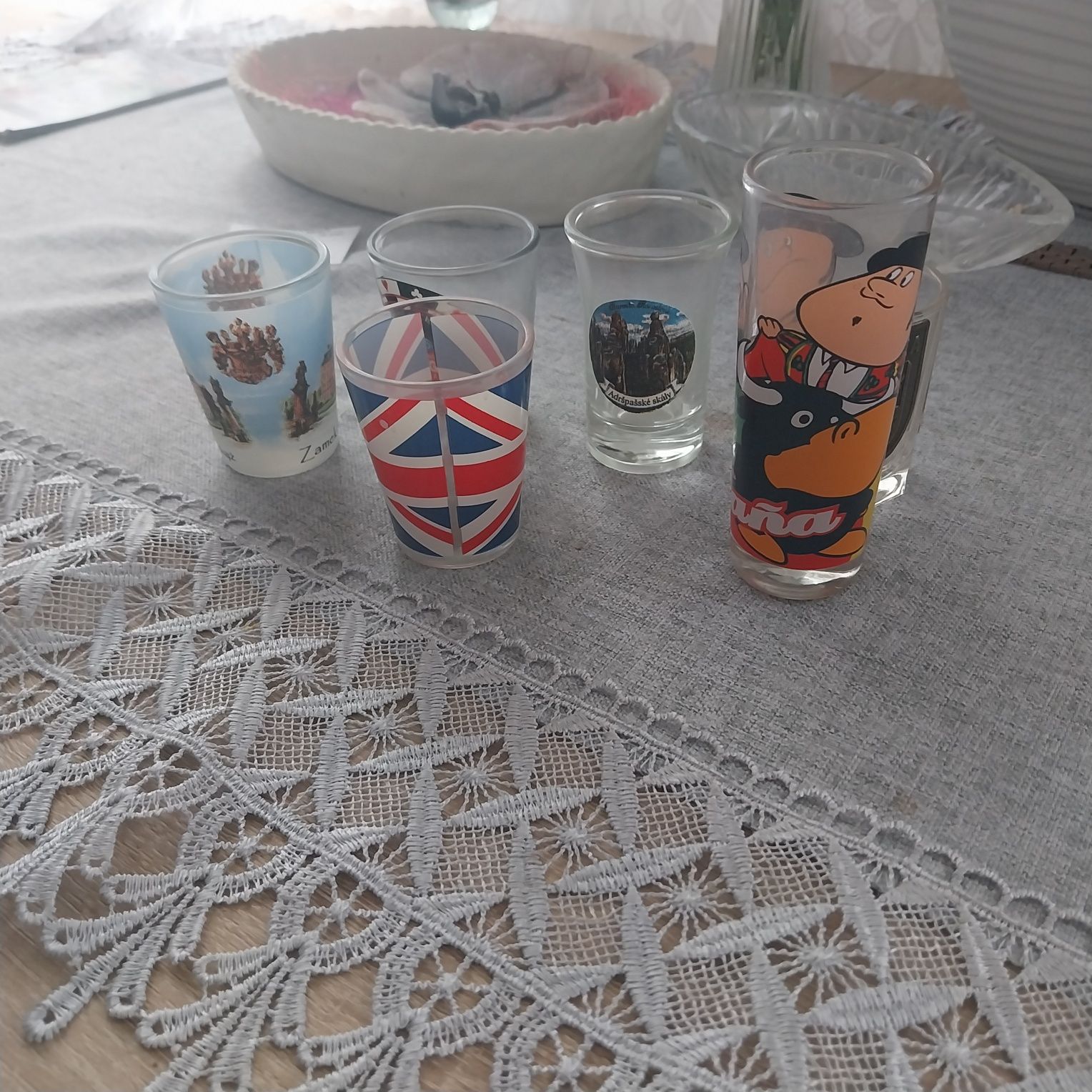 Kieliszki do wódki różne nowe