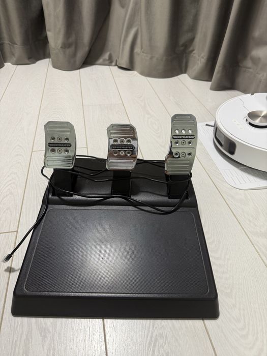 Trustmaster T300 для ПК/PS4/PS5 також Педалі й КПП