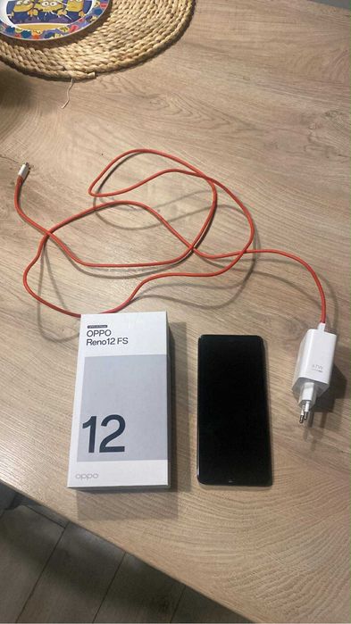 Telefon Oppo Reno 12 FS