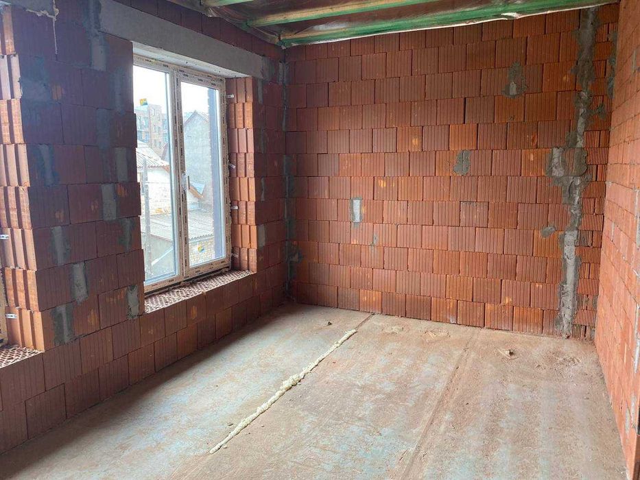 Продам Таун у Передмісті Києва.. Розтермінування