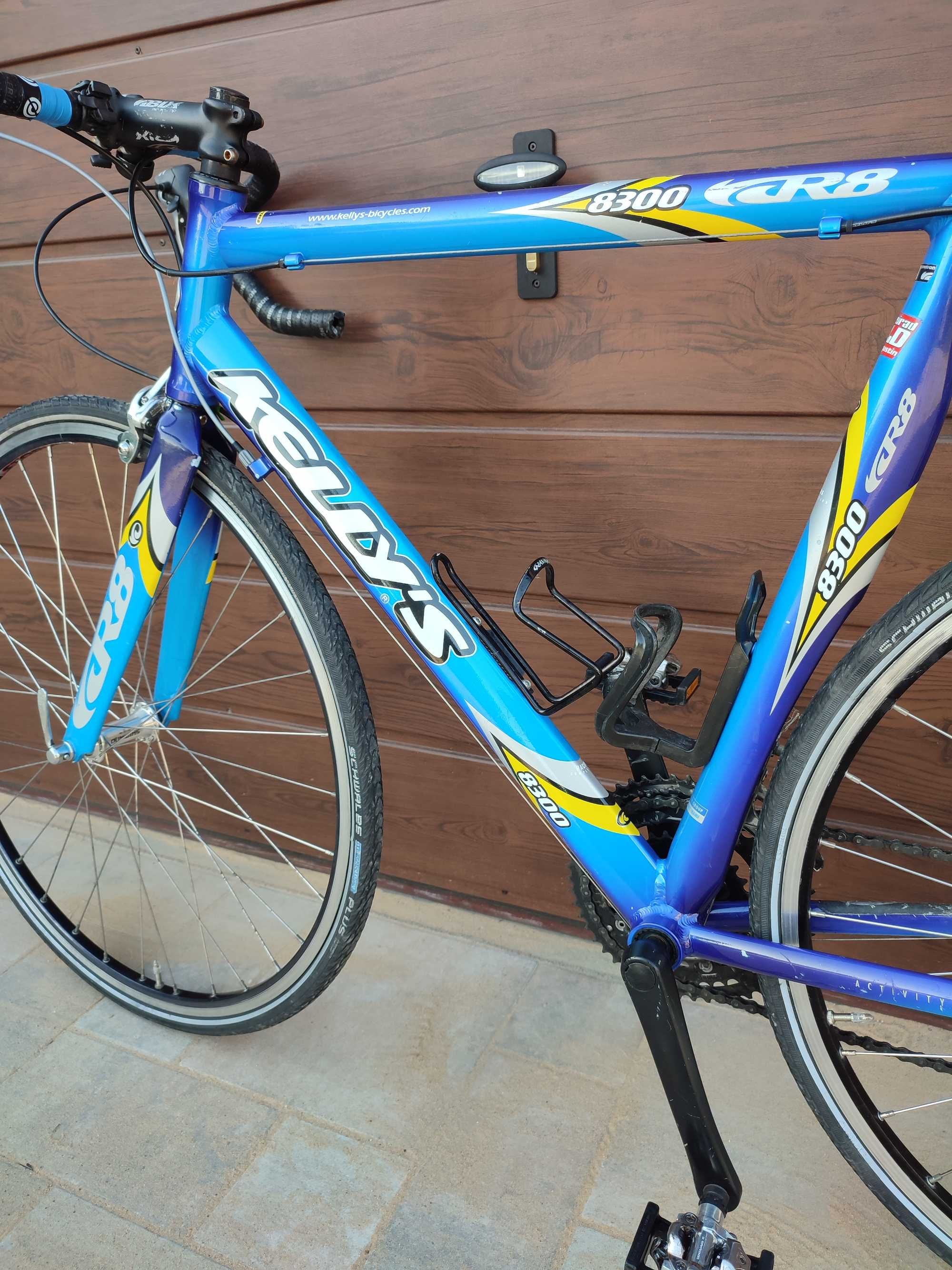 Rower Szosowy KELLYS GR8 8300 rama 59 cm. widelec CARBON