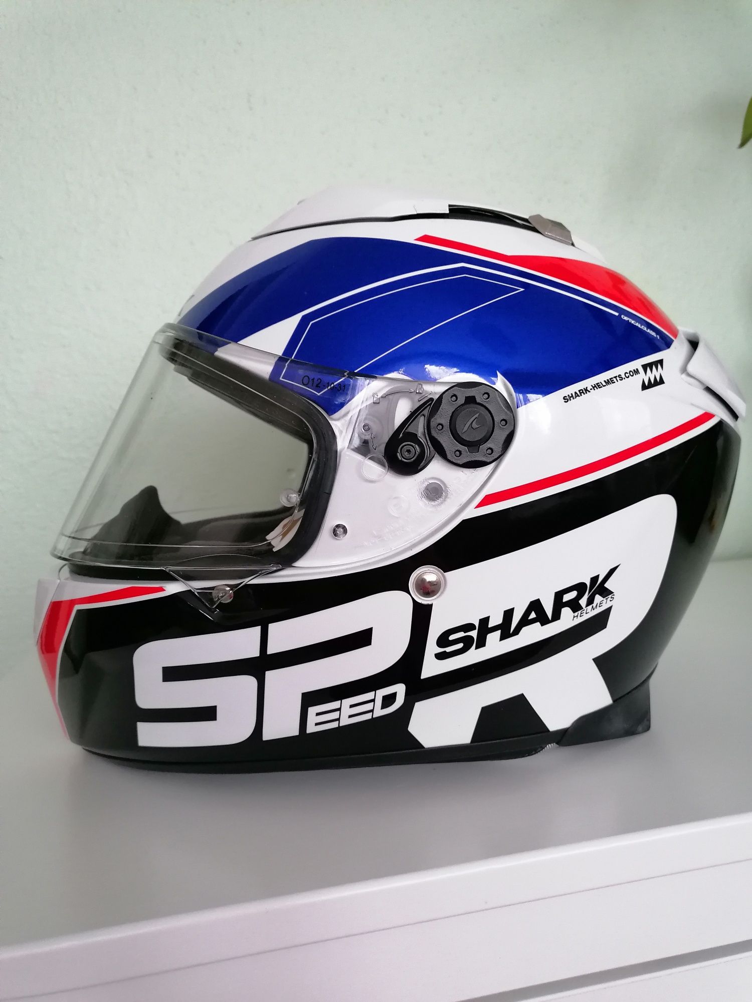 Kask motocyklowy męski lub damski  rozmiar M  Shark Speed R Sauer