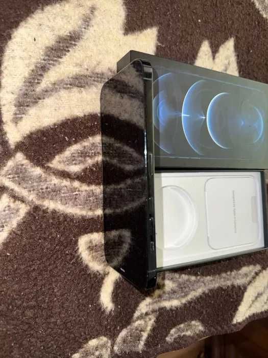 Sprzedam Ipthona 12 pro max