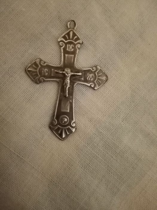 Крестик. Серебряный