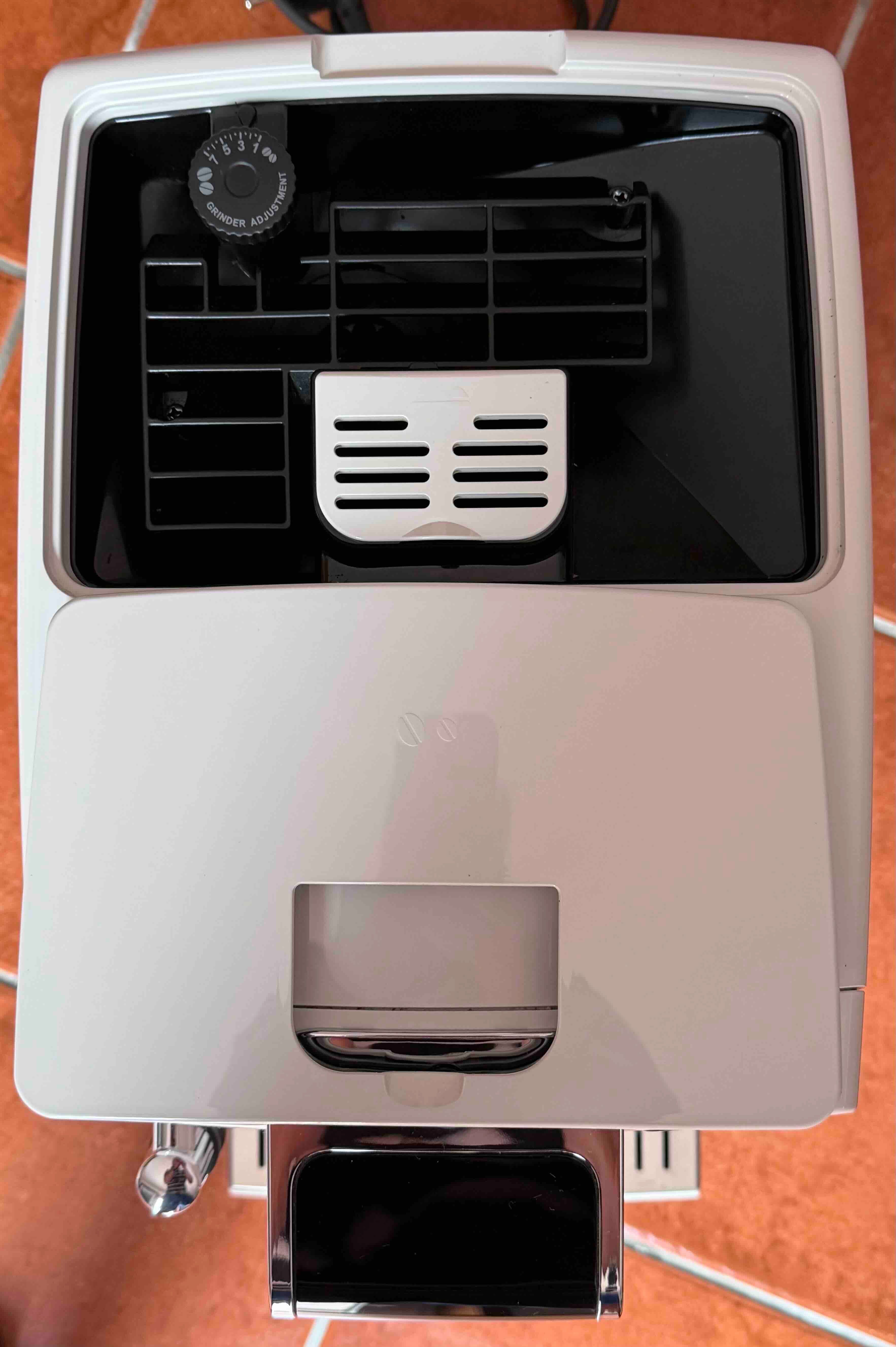 Vendo Máquina de Café Automática DELONGHI Dinamica ECAM350.35W