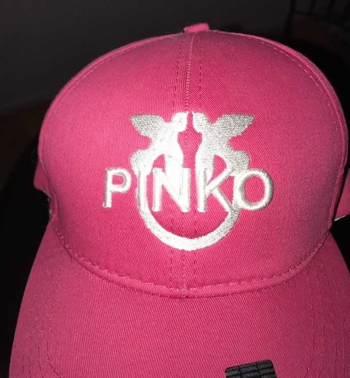 Nowa czapka Pinko