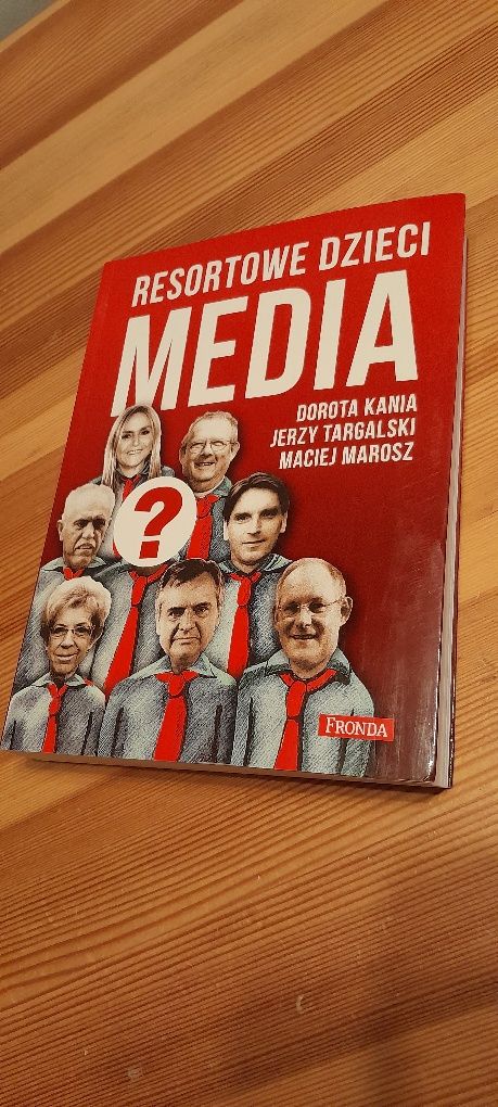 Książka - Resortowe dzieci MEDIA