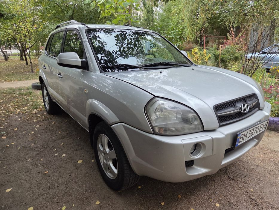 Hyundai Tucson 2008 2.0 на тимчасовій для ЗСУреєстрації.