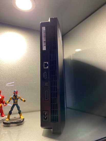 PS3 SLIM 320GB + 1 Jogo + 1 Comando