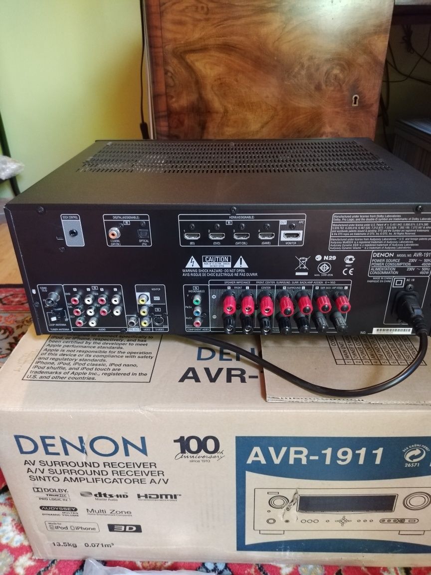 Amplituner Denon AVR-1911