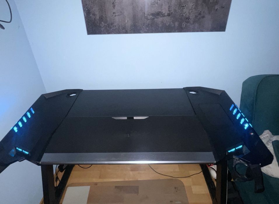 Biurko ultradesk z ledami