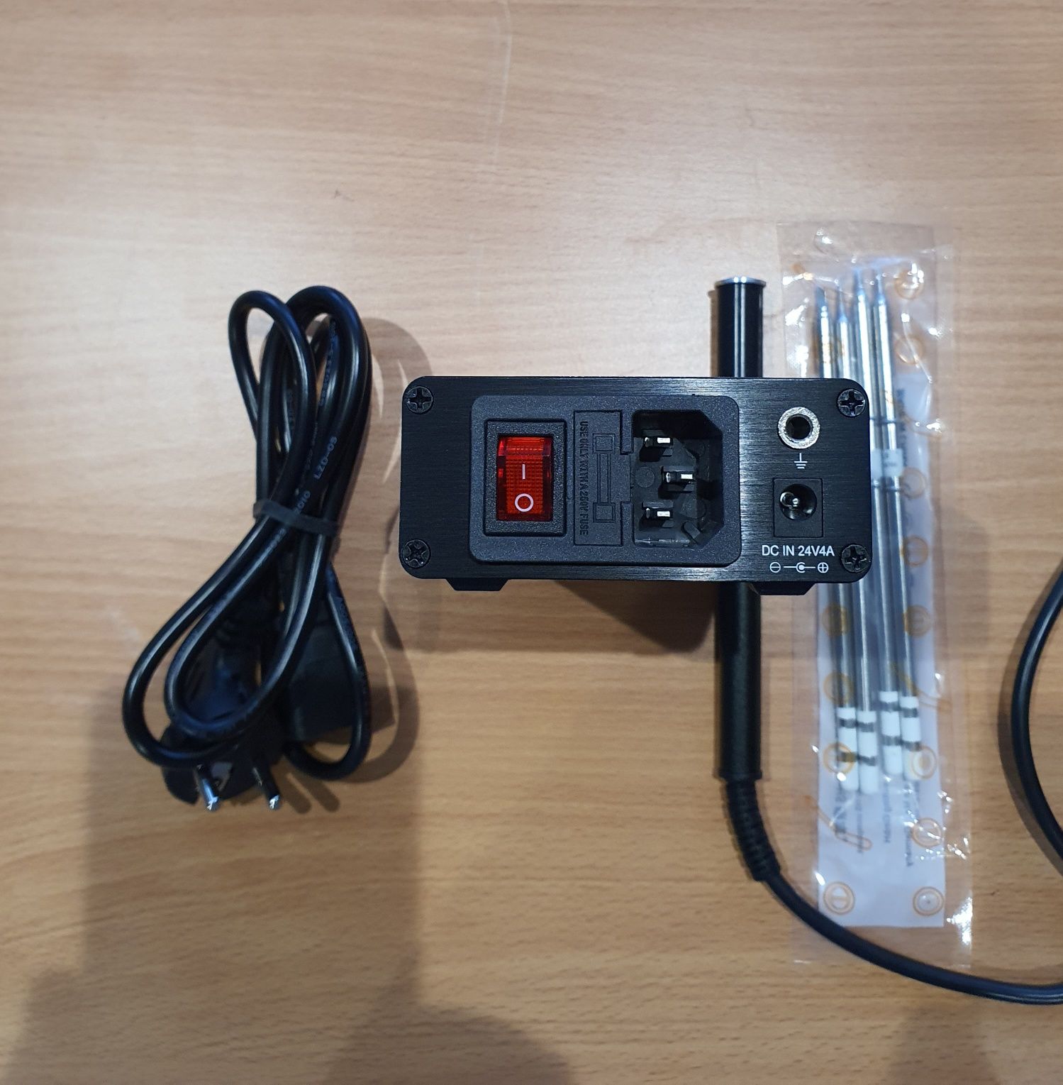 Stacja Lutownicza Queco T12-956 OLED