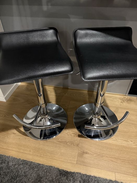 2 bancos de bar altos