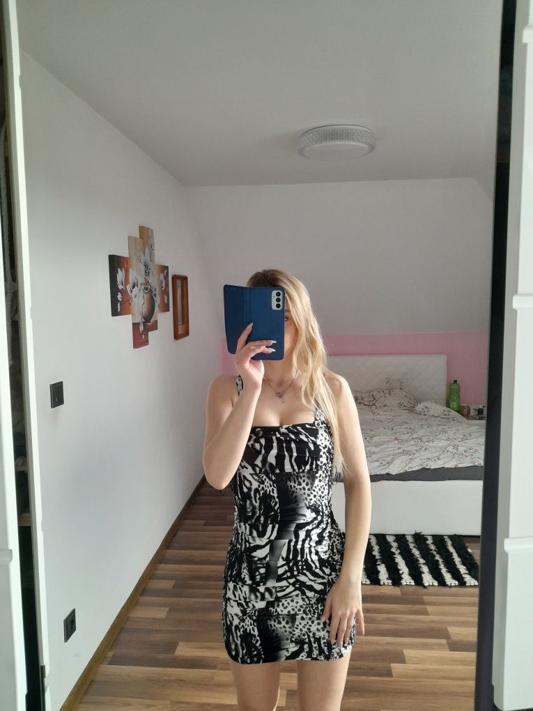 Sukienka zebra marszczoną dekolt kobieca mini xs s sexy nowa