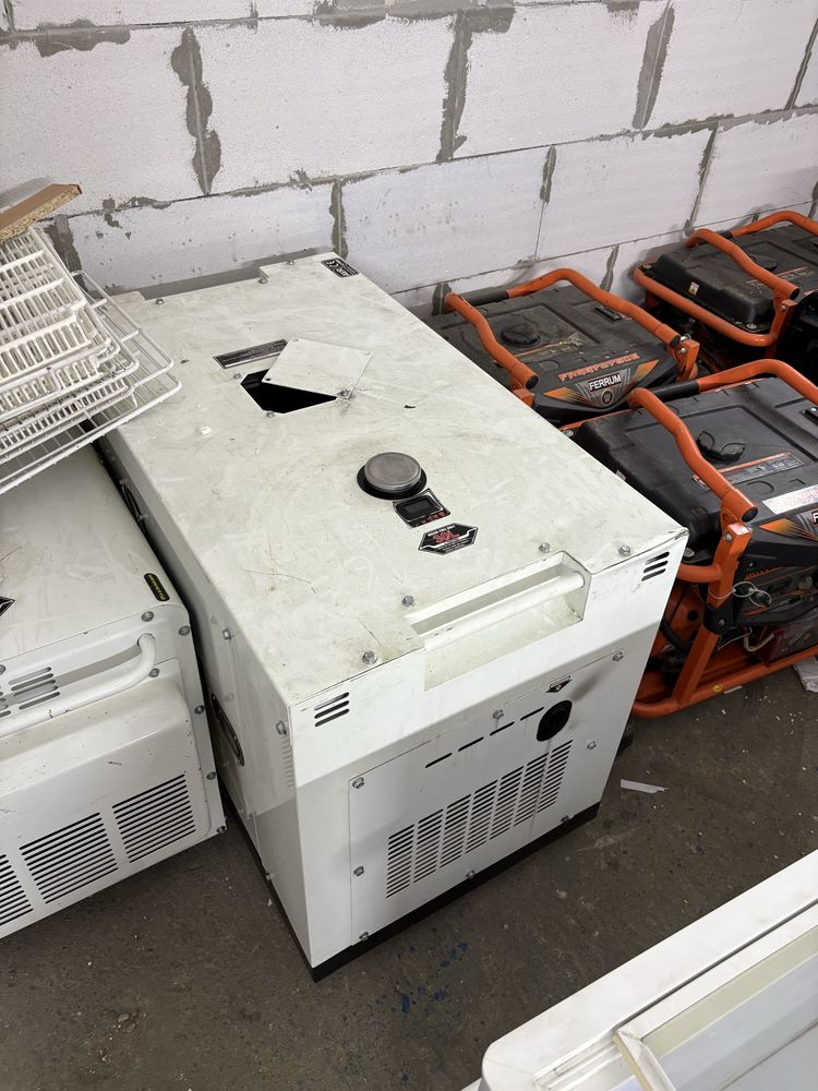 Продам генератор DG11000SE