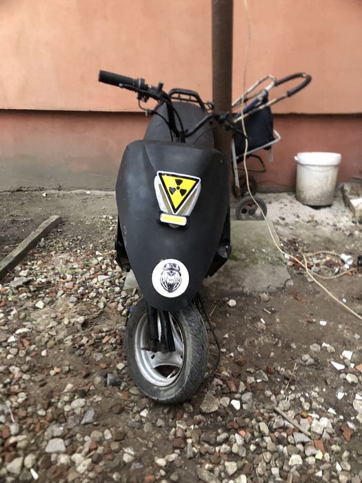 Скутер дефіант не на ходу