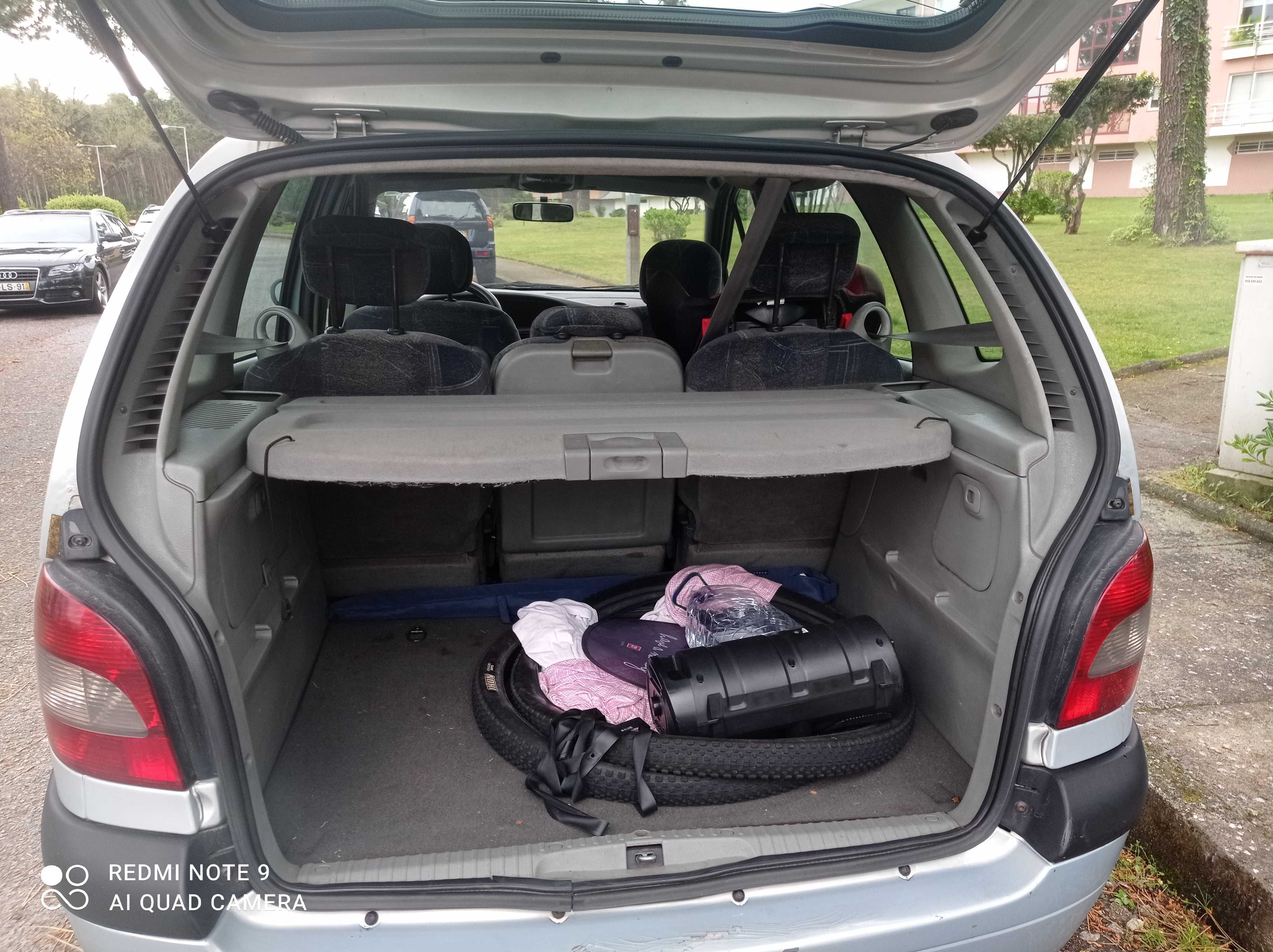 Vendo carro-Renault scenic-Bom estado