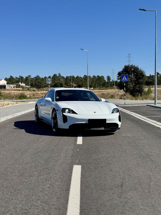 Porsche Taycan Turbo