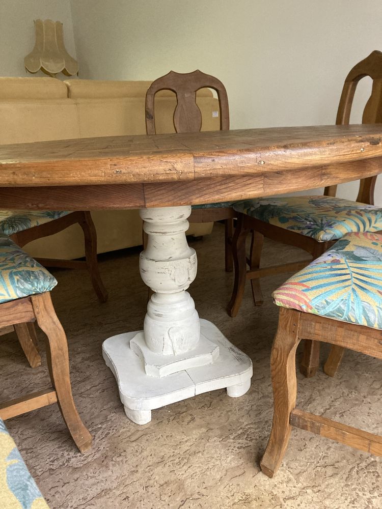 Mesa refeiçoes + cadeiras