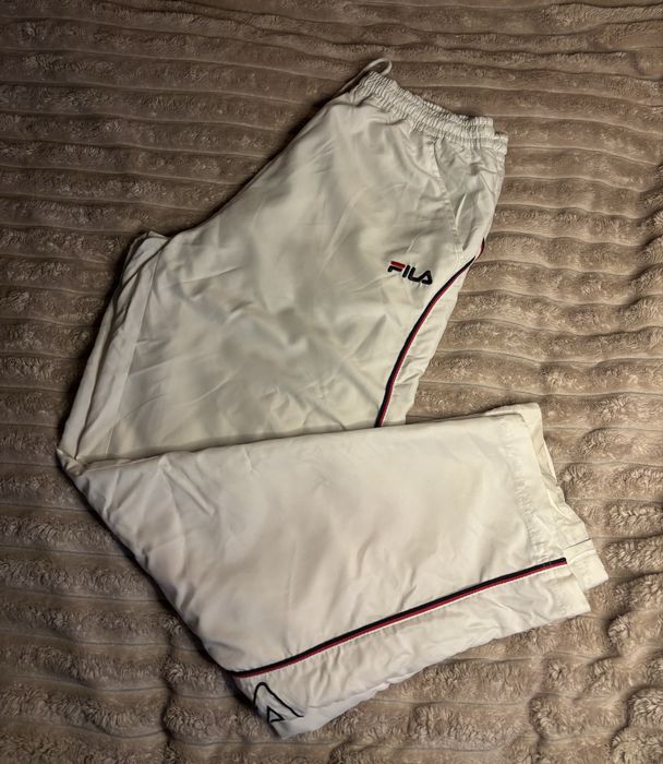 Спортивні білі штани Fila м-л широкі