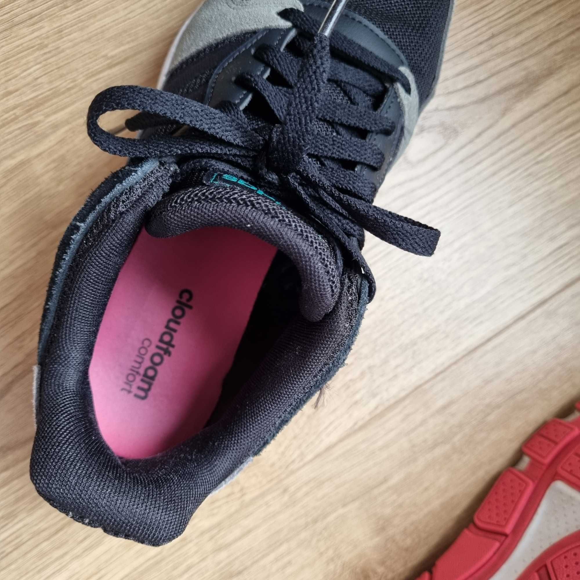 Ténis Adidas 41 cloud foam