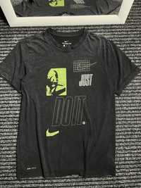 Футболка nike dri fit