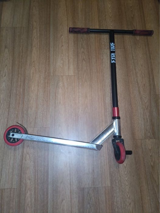 Explore дитячий трюковий самокат