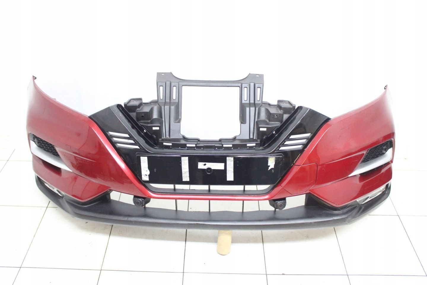 NISSAN QASHQAI J11 LIFT 17R- ZDERZAK PRZÓD PRZEDNI 4X PDC HALOGENY