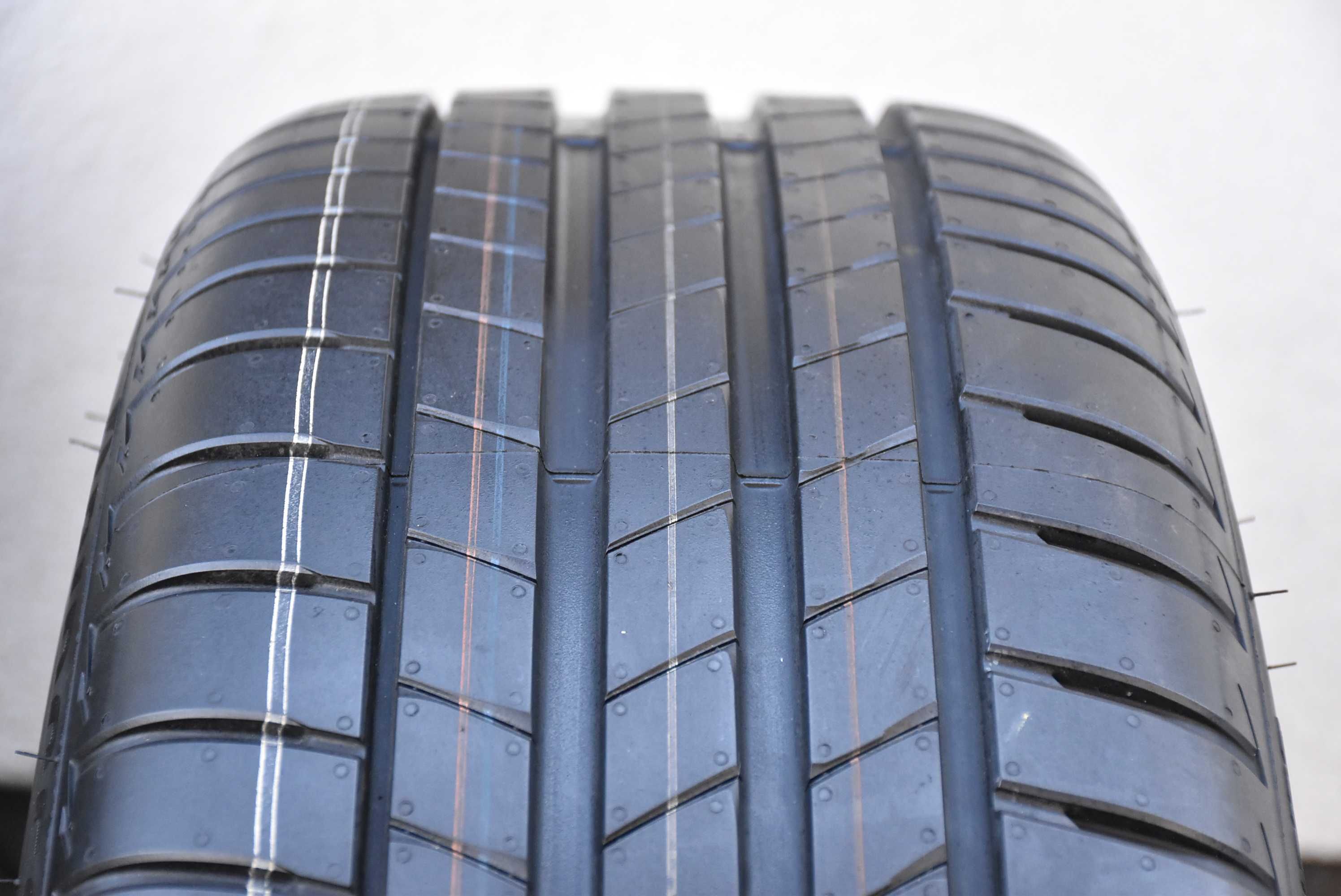 Nowe Bridgestone TURANZA T005 XL FR AO 245/45R19 102Y dot2024