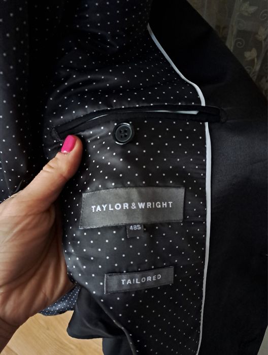 Черный классический нарядный пиджак жакет