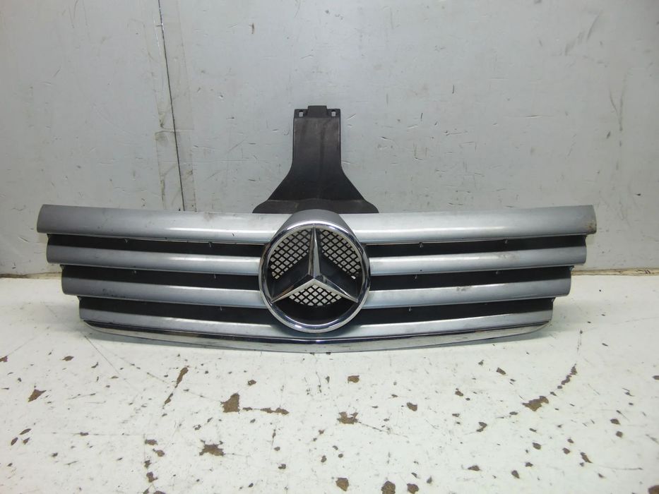 Mercedes sport coupê grelha