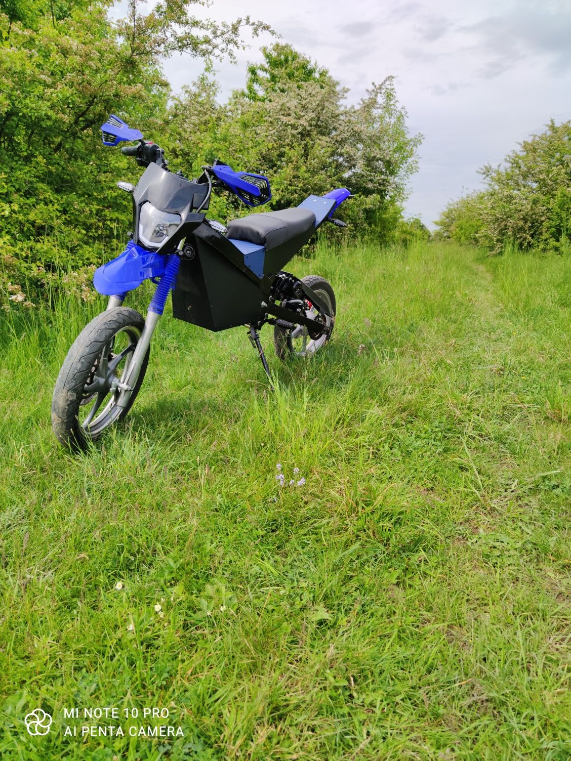 Електроскутер 60v1800w