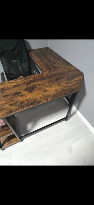 Nowoczesne biurko narożne loft / industrialne – drewno + metal