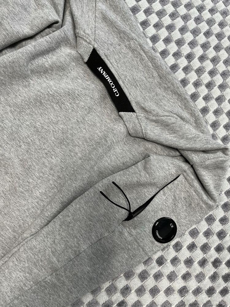 Світшот cp company оригінал  Є ТОРГ!