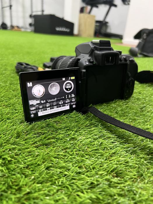 Nikon D5300 como nova