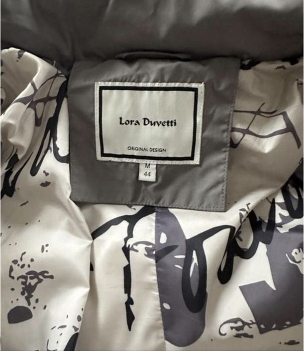 Зимове пальто бренду Lora Duvetti